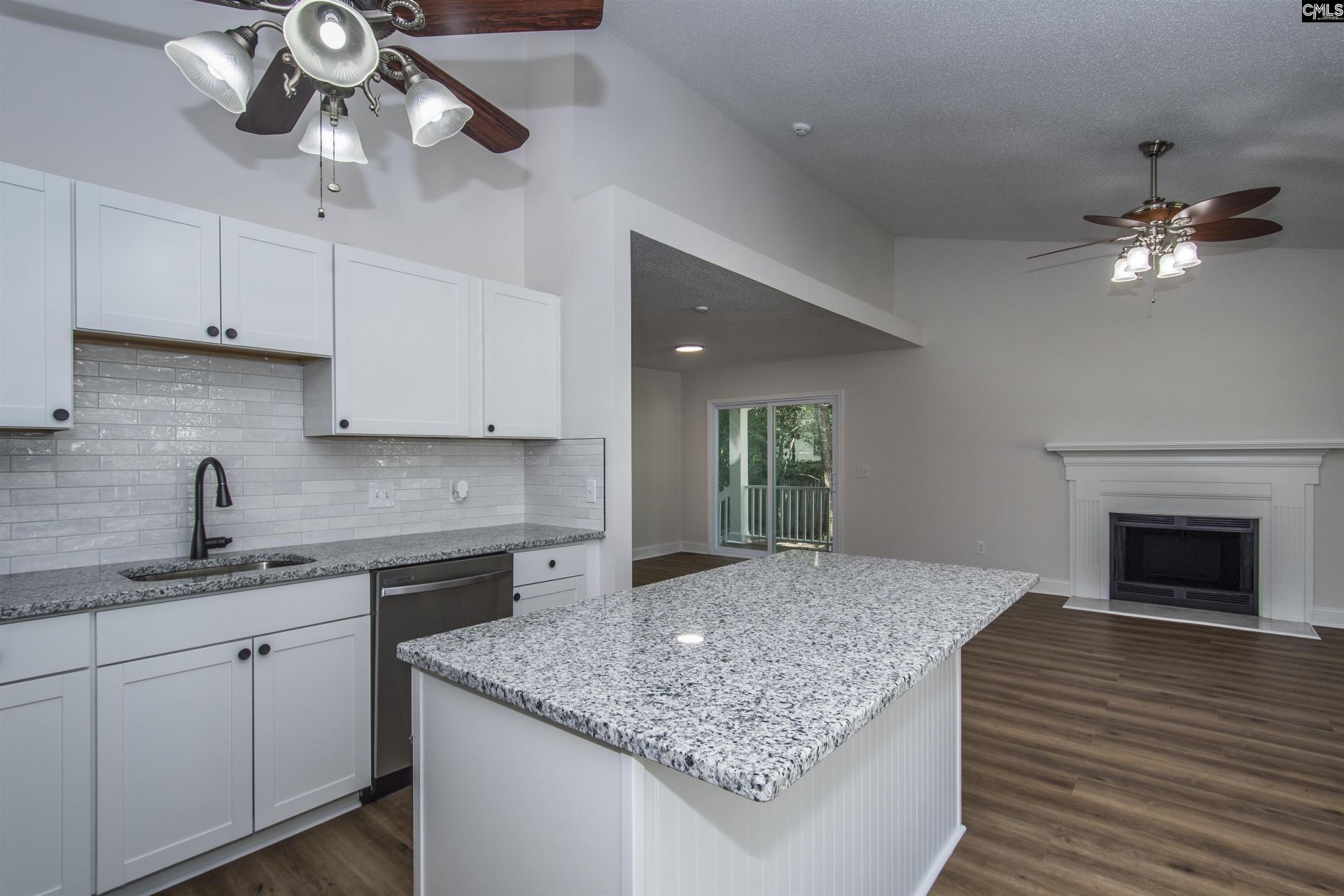 11 Cambridge Oaks Court  Photo 22