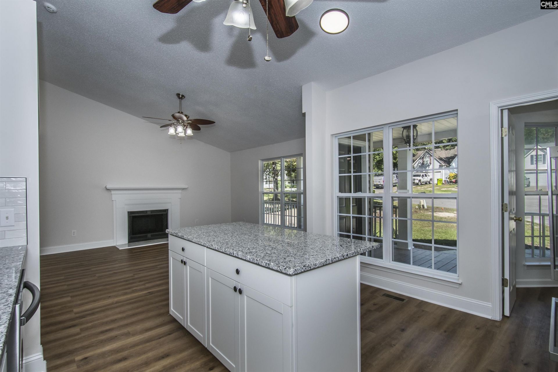 11 Cambridge Oaks Court  Photo 24