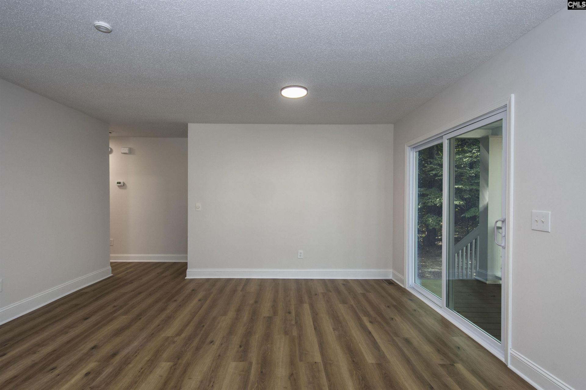 11 Cambridge Oaks Court  Photo 28