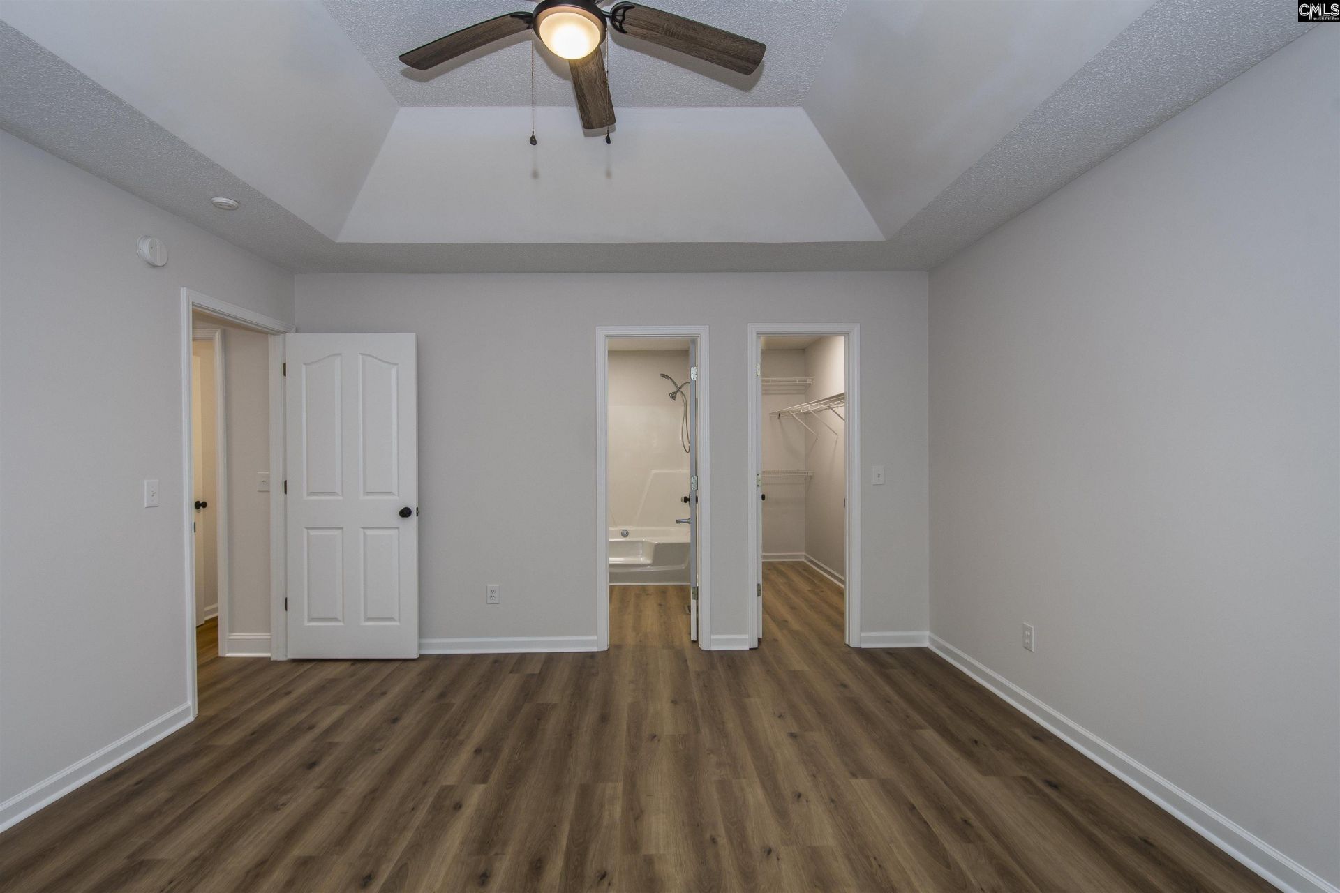11 Cambridge Oaks Court  Photo 34