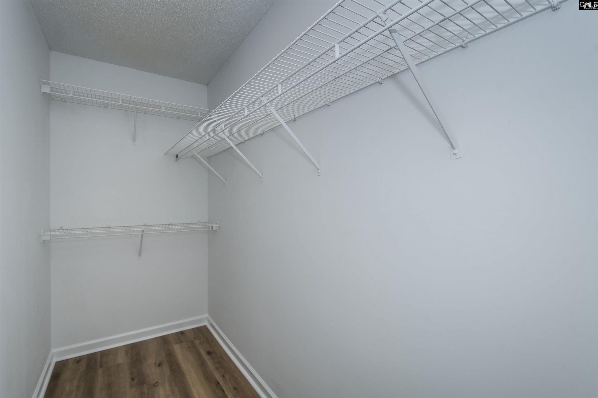 11 Cambridge Oaks Court  Photo 38