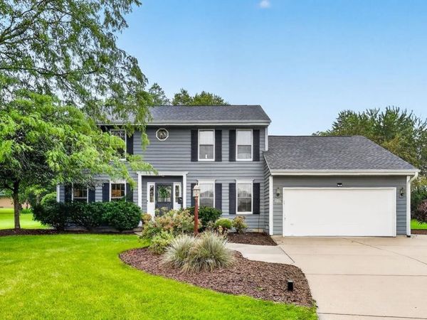 W148N7167 Terriwood Court, Menomonee Falls, WI 53051