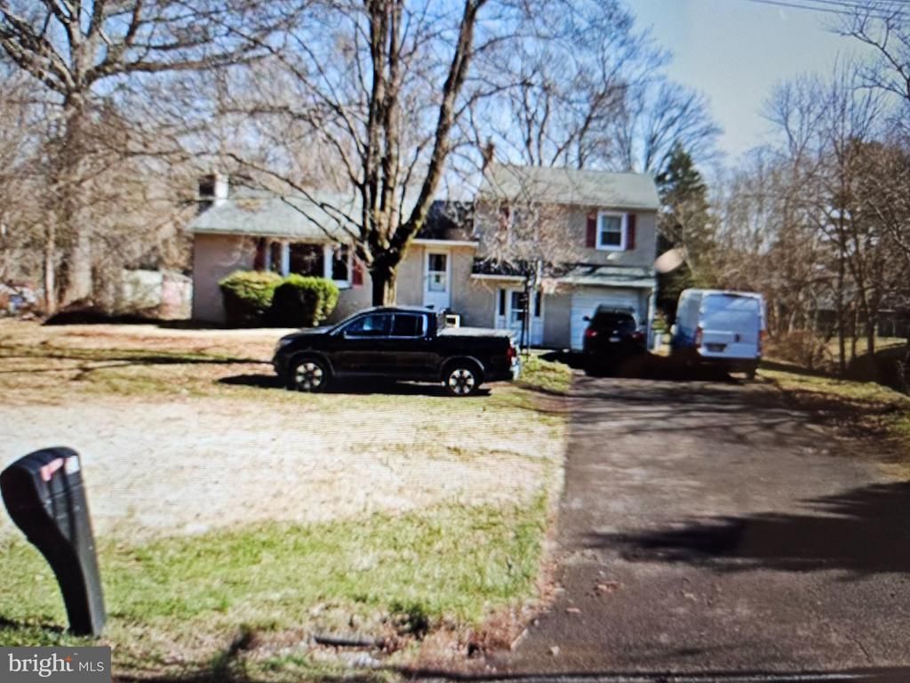 921 W BRISTOL ROAD, WARMINSTER, PA 18974
