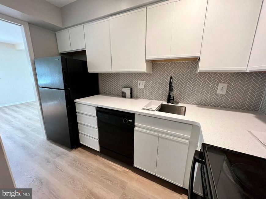 237 Montgomery Avenue, Unit APT 2N, Haverford, PA 19041 Main Photo