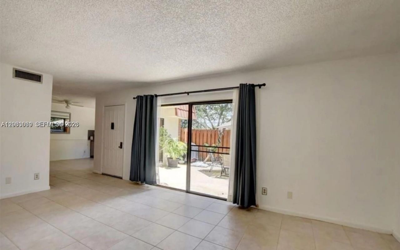 3103 Spanish Wells Dr, Unit 2A, Delray Beach, FL 33445 Photo