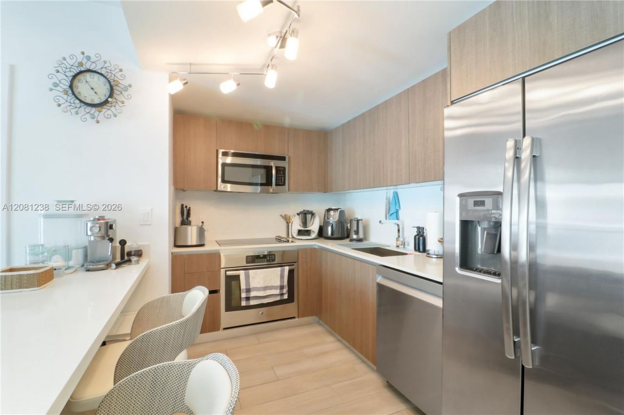 1600 SW 1st Ave , Unit 512, Miami, FL 33129 Photo