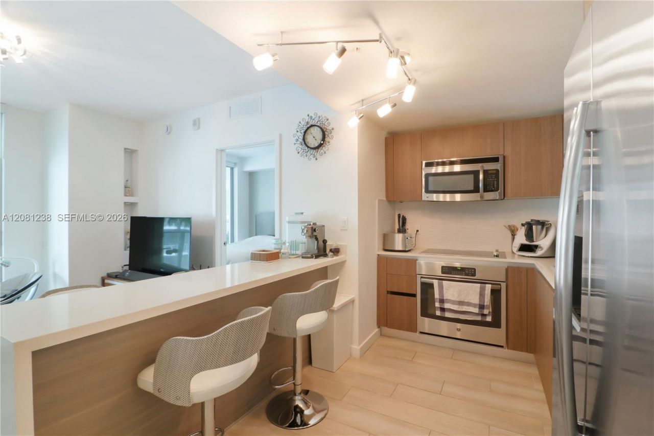 1600 SW 1st Ave , Unit 512, Miami, FL 33129 Photo