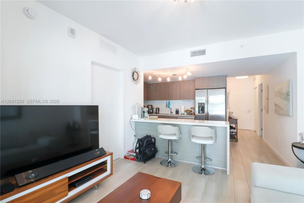 1600 SW 1st Ave , Unit 512, Miami, FL 33129 Photo