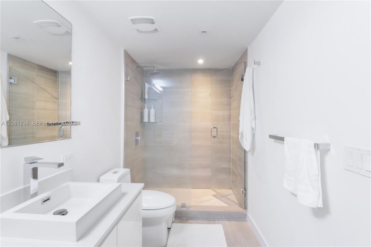 1600 SW 1st Ave , Unit 512, Miami, FL 33129 Photo