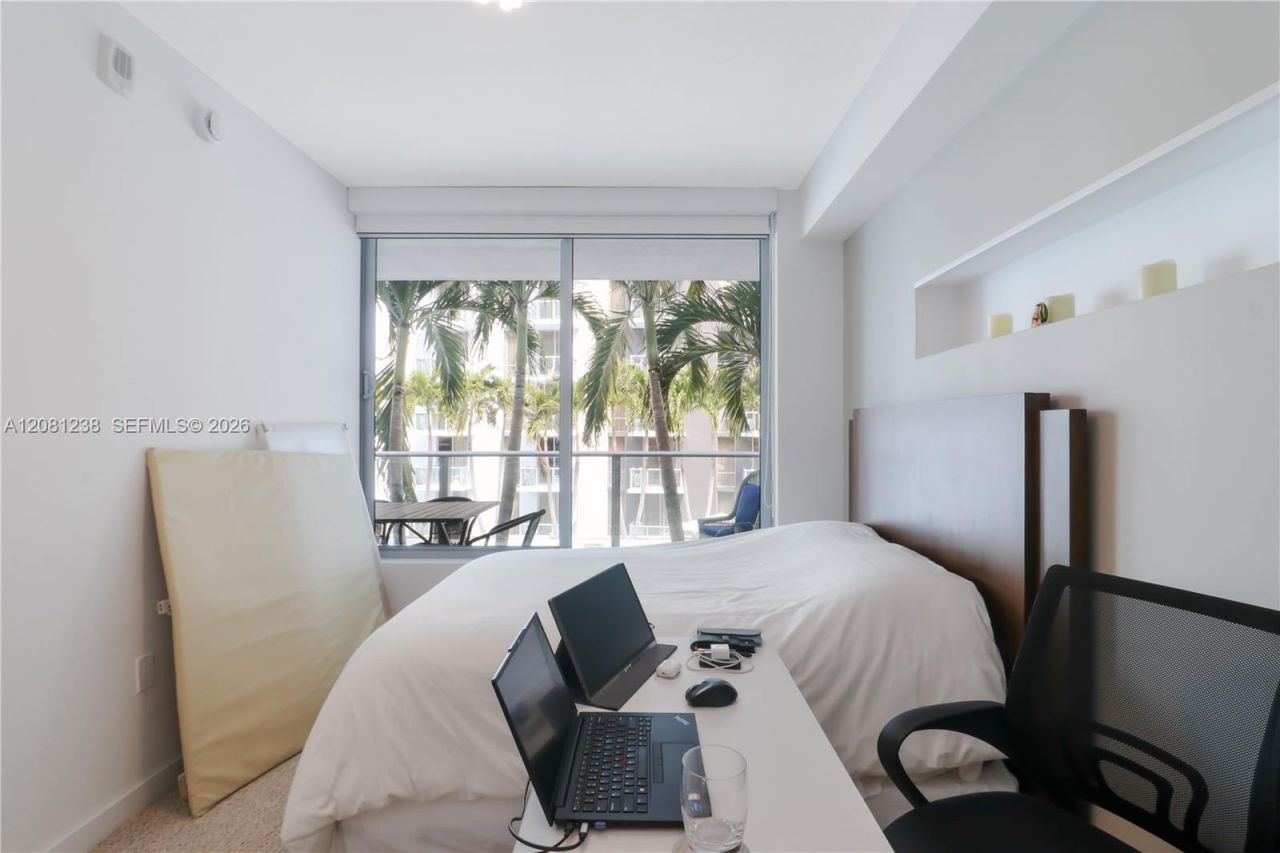 1600 SW 1st Ave , Unit 512, Miami, FL 33129 Photo
