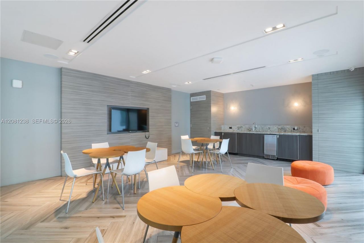 1600 SW 1st Ave , Unit 512, Miami, FL 33129 Photo