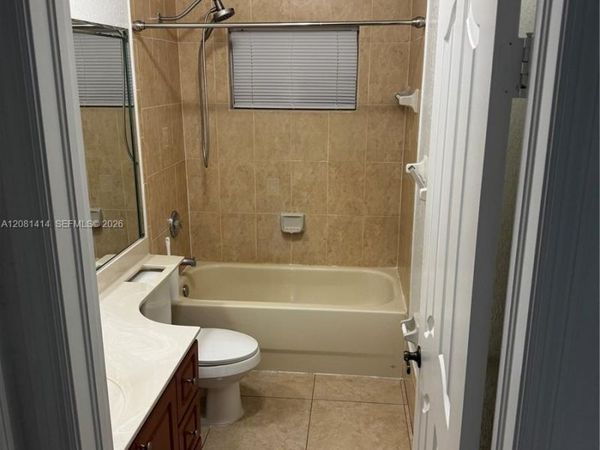613 SE 14th Pl , Unit 2, Homestead, FL 33033