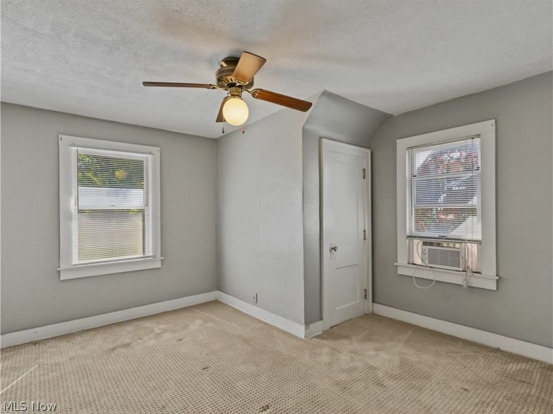 2472 4th Street, Cuyahoga Falls, OH 44221 Photo 16