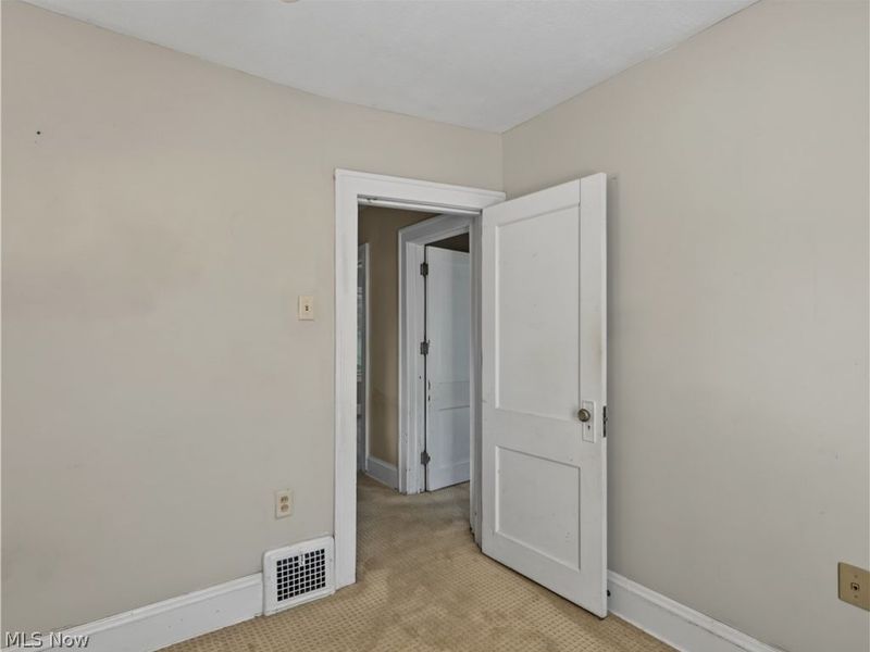 2472 4th Street, Cuyahoga Falls, OH 44221 Photo 19