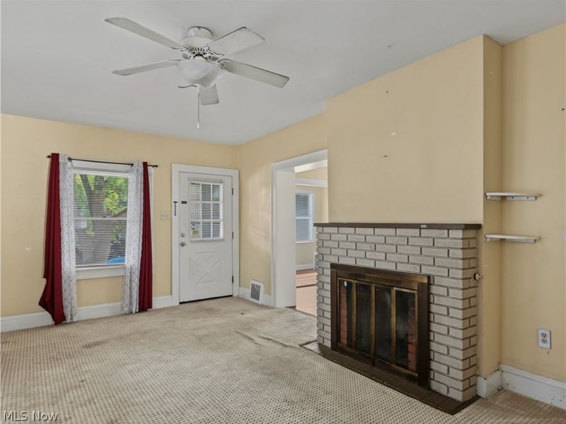 2472 4th Street, Cuyahoga Falls, OH 44221 Photo 5