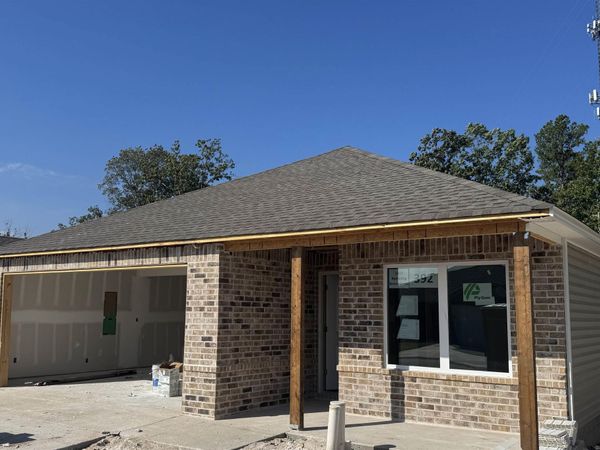1633 Rambling Brook Drive, Benton, AR 72015