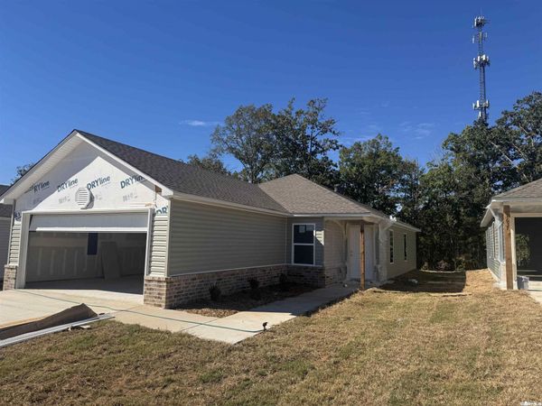 1641 Rambling Brook Drive, Benton, AR 72015