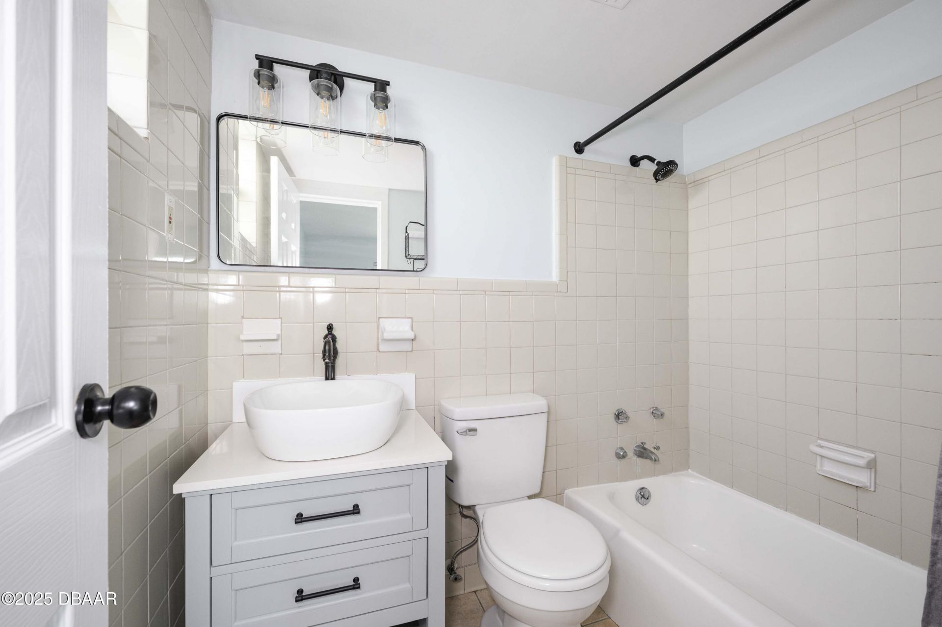 732 N Halifax Avenue, Daytona Beach, FL 32118 Photo