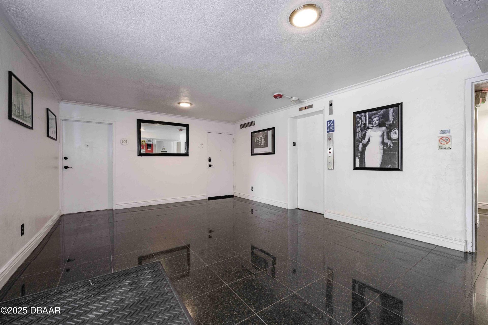 732 N Halifax Avenue, Daytona Beach, FL 32118 Photo