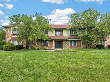 1035 Beryl Trail, Dayton, OH 45459
