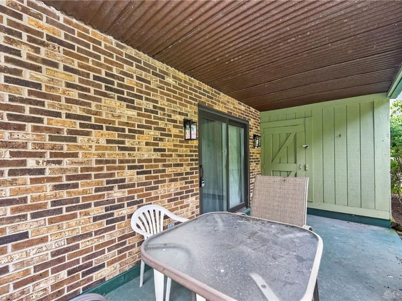 1035 Beryl Trail, Dayton, OH 45459 Photo 27