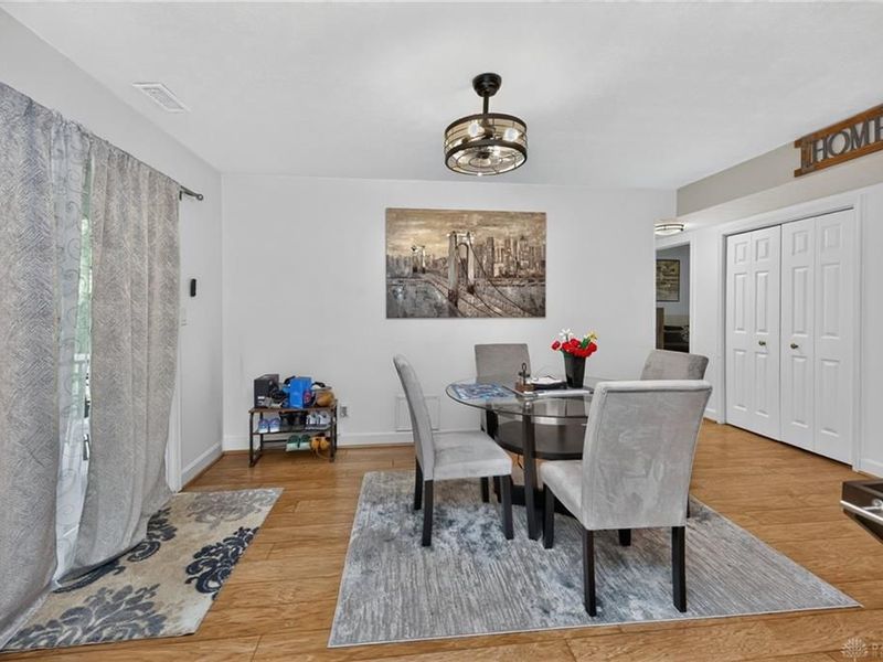 1035 Beryl Trail, Dayton, OH 45459 Photo 7