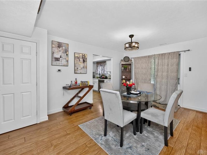 1035 Beryl Trail, Dayton, OH 45459 Photo 9