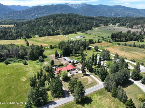 966 N Kootenai Rd , Sandpoint, ID 83864