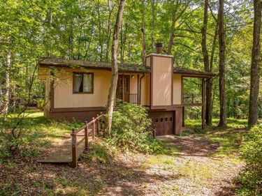236 Pine Drive, Terra Alta, WV 26764