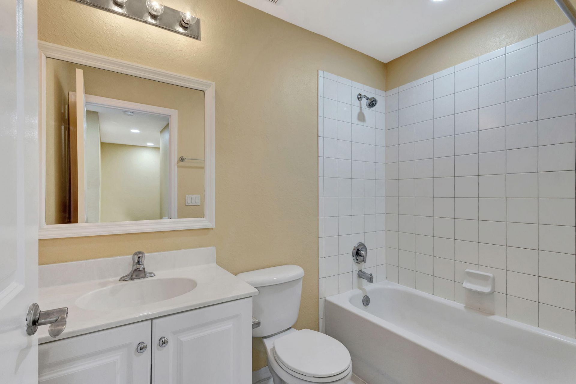 1302 Lucaya Drive, Riviera Beach, FL 33404 Photo