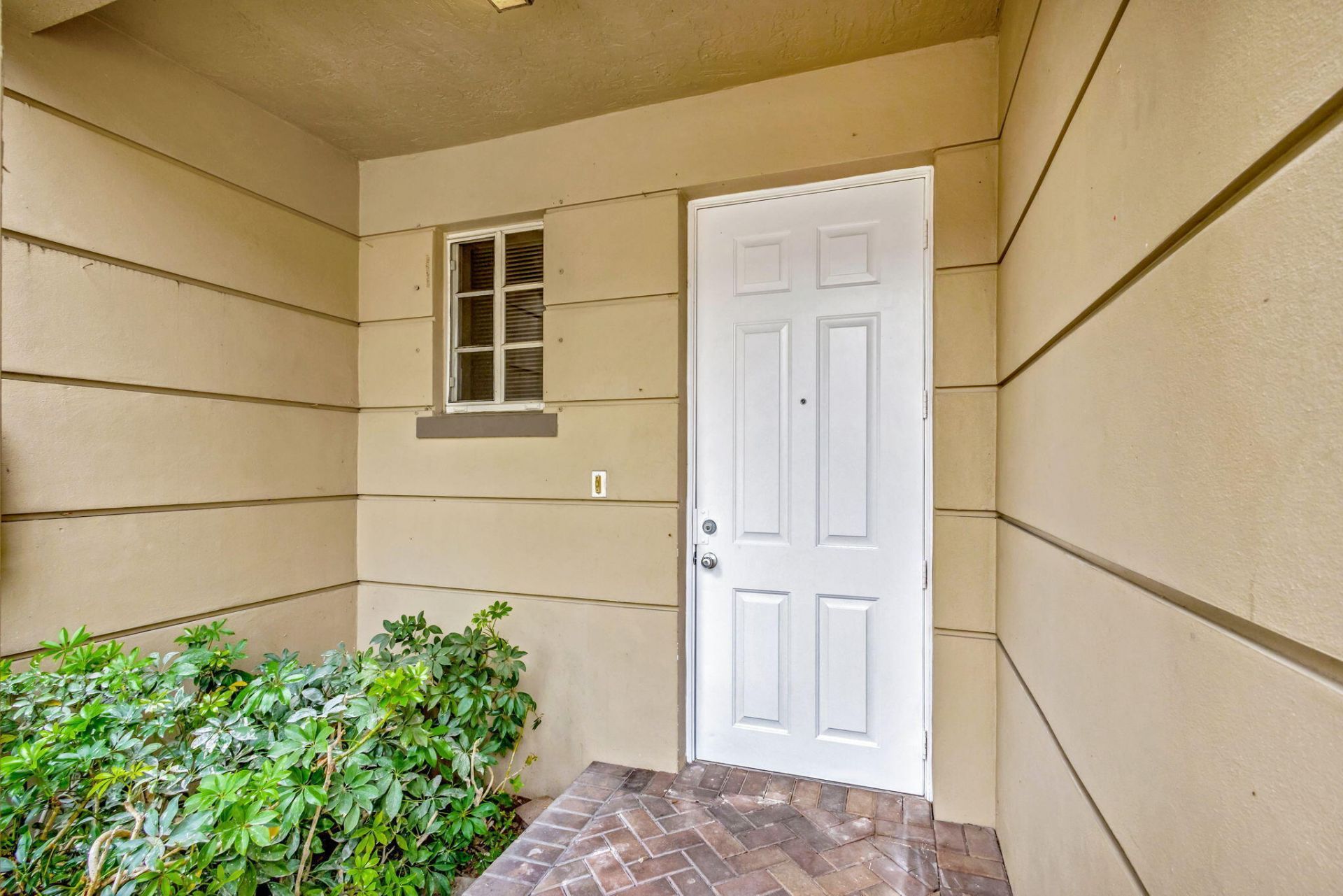 1302 Lucaya Drive, Riviera Beach, FL 33404 Photo