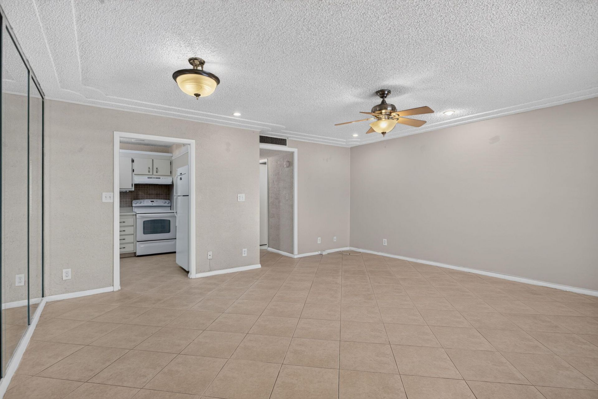 2840 NE 14th Street Causeway, Unit 203A, Pompano Beach, FL 33062 Photo