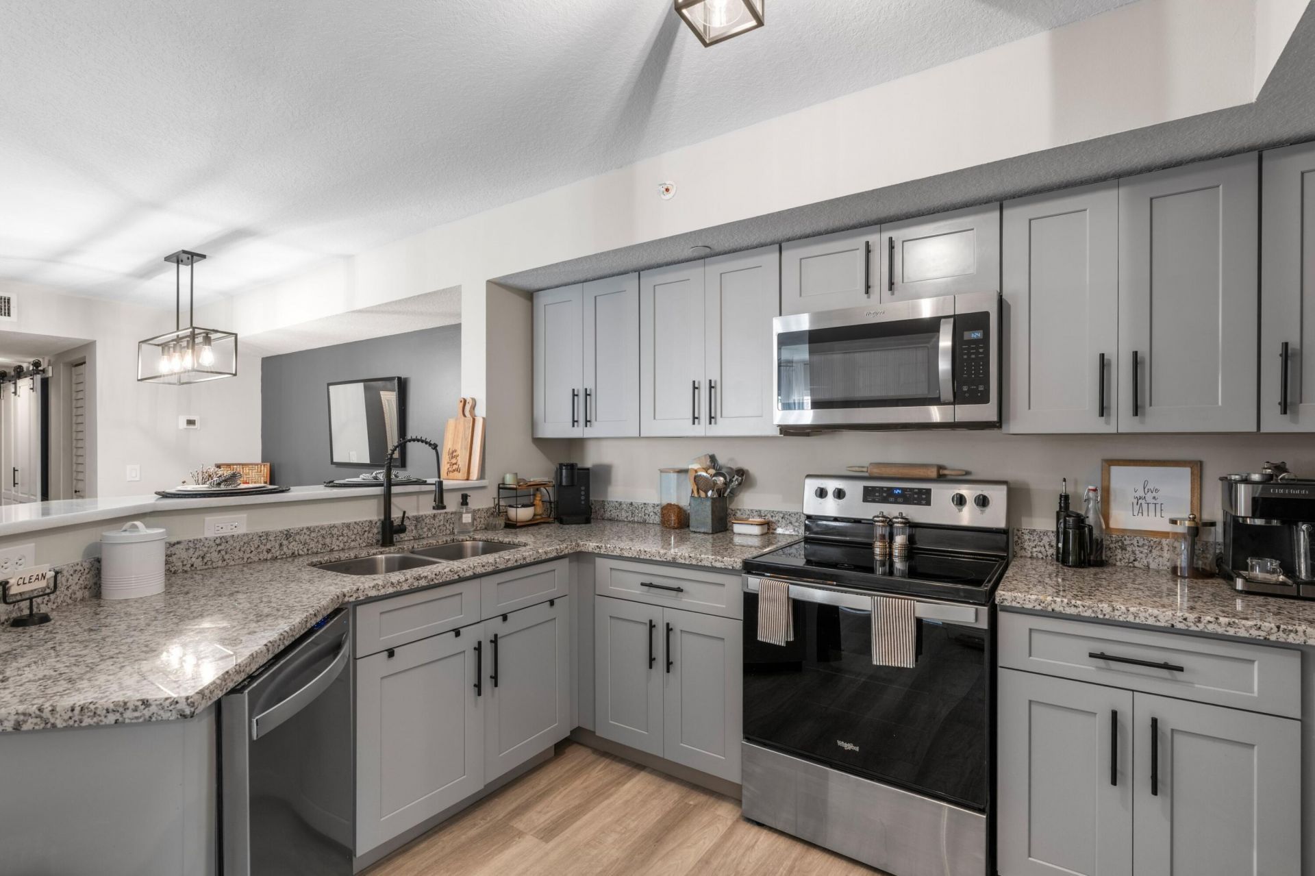 4041 San Marino Boulevard, Unit 202, West Palm Beach, FL 33409 Photo