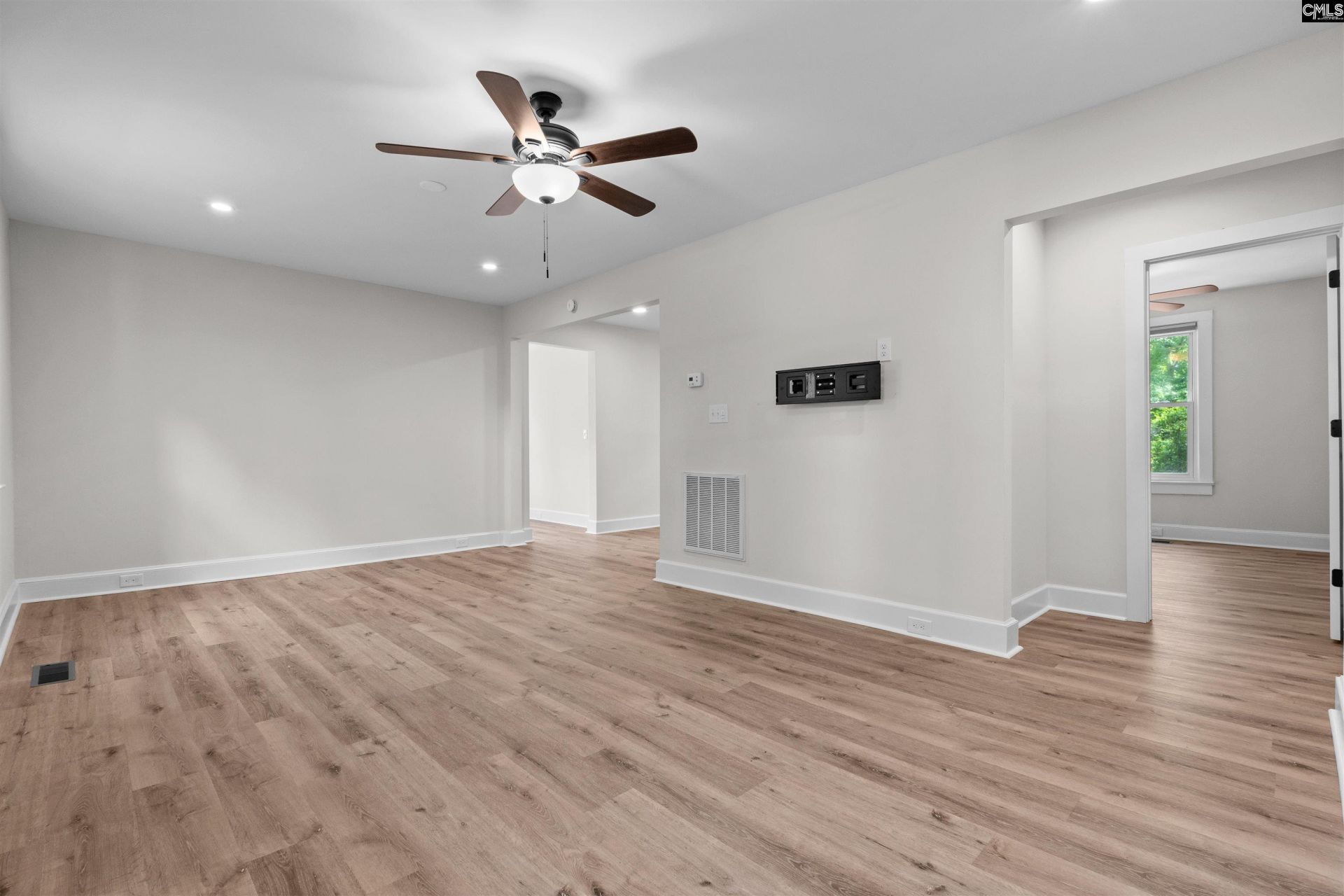 106 Hyler Drive  Photo 6