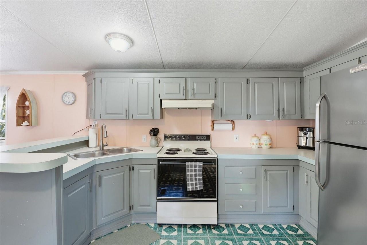 24 62nd Street , Yankeetown, FL 34498 Photo