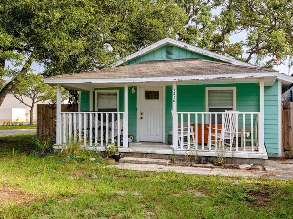 1250 LAKEVIEW ROAD , CLEARWATER, FL 33756