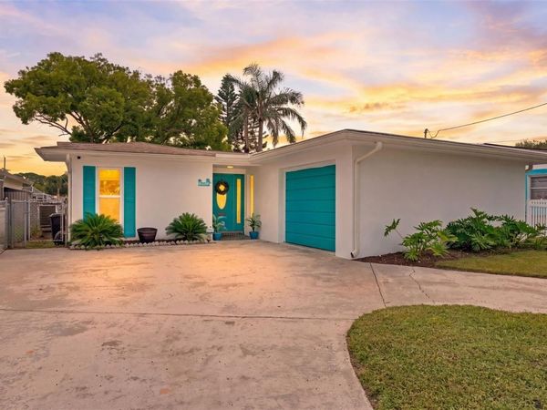 4920 PELICAN DRIVE , NEW PORT RICHEY, FL 34652