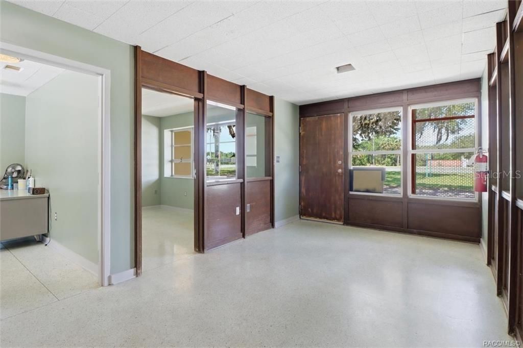 18150 SE Highway 19 , Inglis, FL 34449 Photo