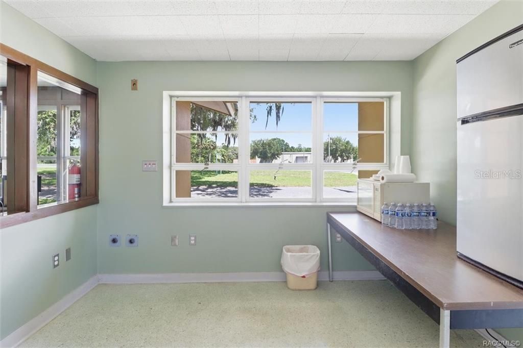 18150 SE Highway 19 , Inglis, FL 34449 Photo