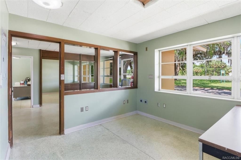 18150 SE Highway 19 , Inglis, FL 34449 Photo