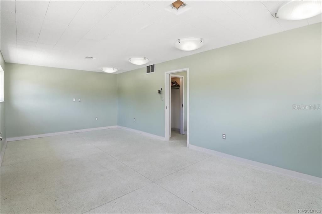 18150 SE Highway 19 , Inglis, FL 34449 Photo