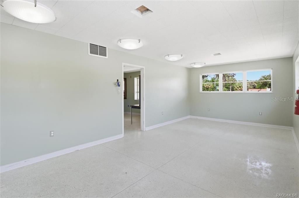 18150 SE Highway 19 , Inglis, FL 34449 Photo