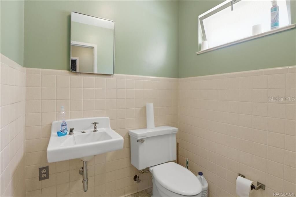 18150 SE Highway 19 , Inglis, FL 34449 Photo