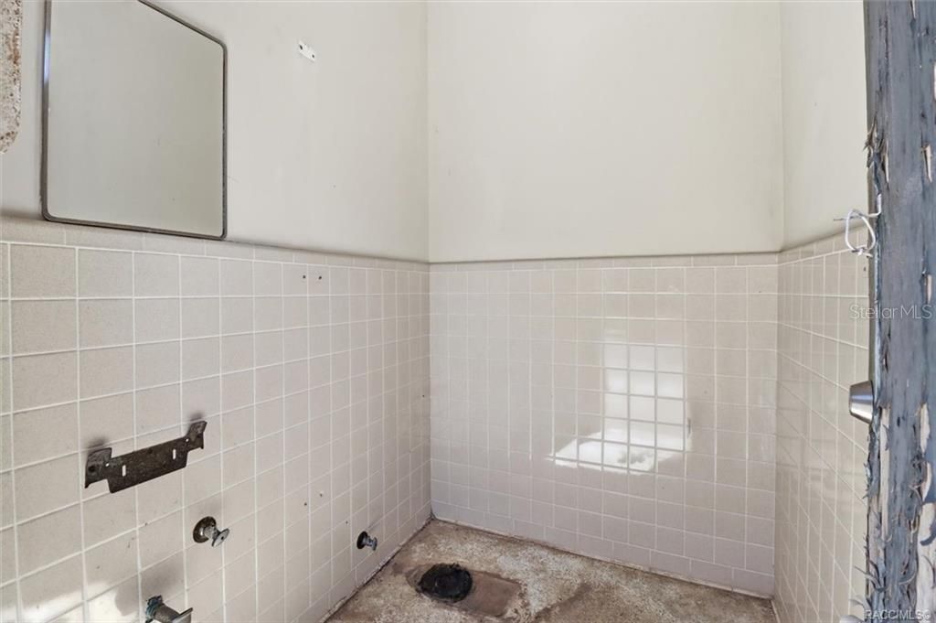 18150 SE Highway 19 , Inglis, FL 34449 Photo