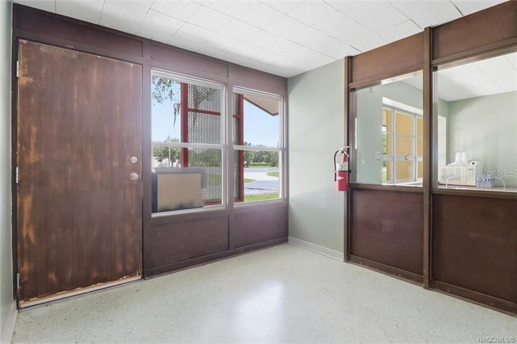 18150 SE Highway 19 , Inglis, FL 34449 Photo