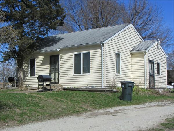 2306 Plainview Street, Waterloo, IA 50707