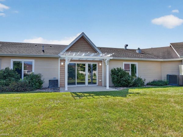 4305 Autumn Ridge Road, Unit #202, Cedar Falls, IA 50613