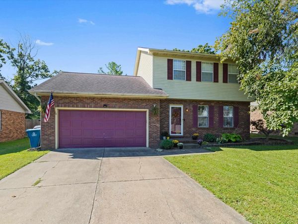 2901 Oakshire Drive, Evansville, IN 47711