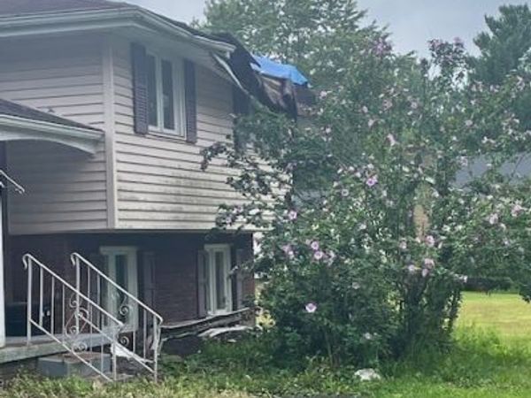 2951 Mellgren Drive SW, Warren, OH 44481