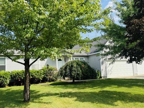 4520 Manor Wood Drive N, Traverse City, MI 49685